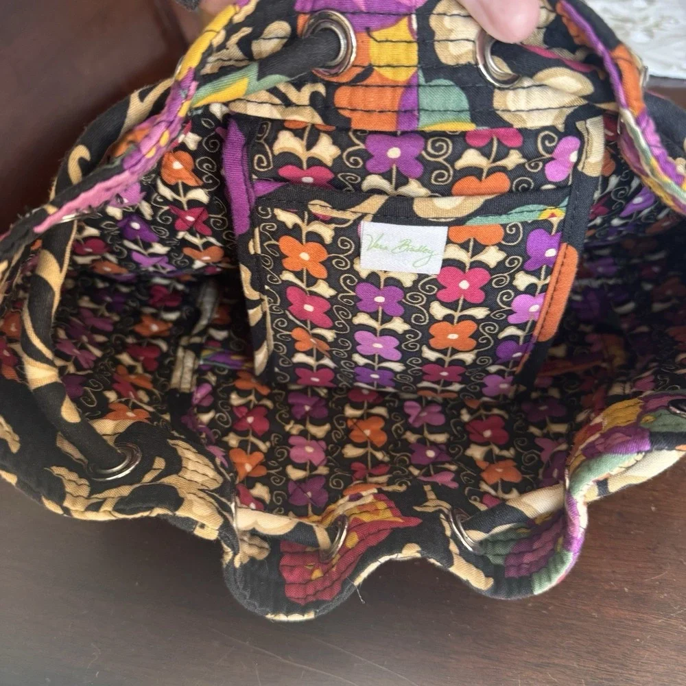 Retired VERA BRADLEY SUZANI Black Multicolored Floral Quilt Bucket Backpack Bag